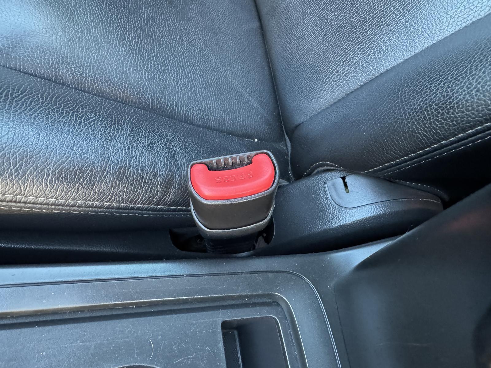 View Auto part Seatbelt/Stalk HOLDEN CAPTIVA 2017