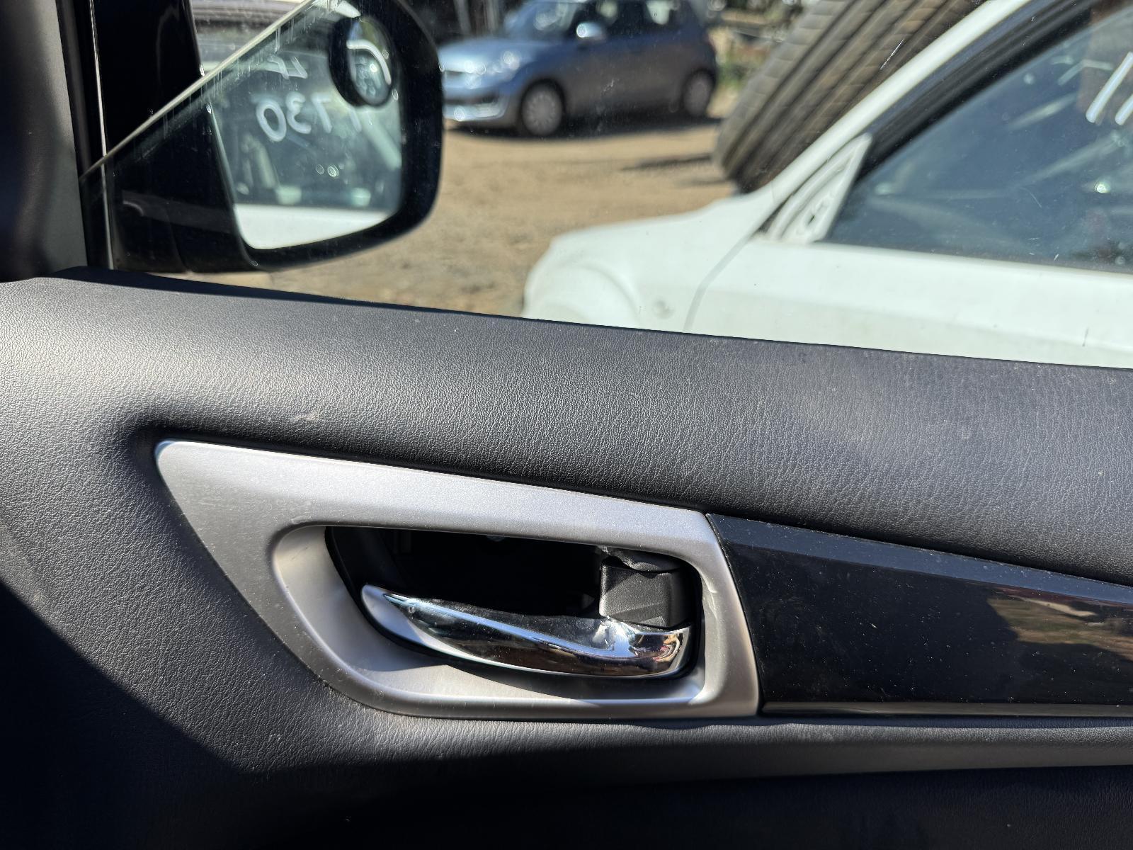 View Auto part Door Handle NISSAN PATHFINDER 2014