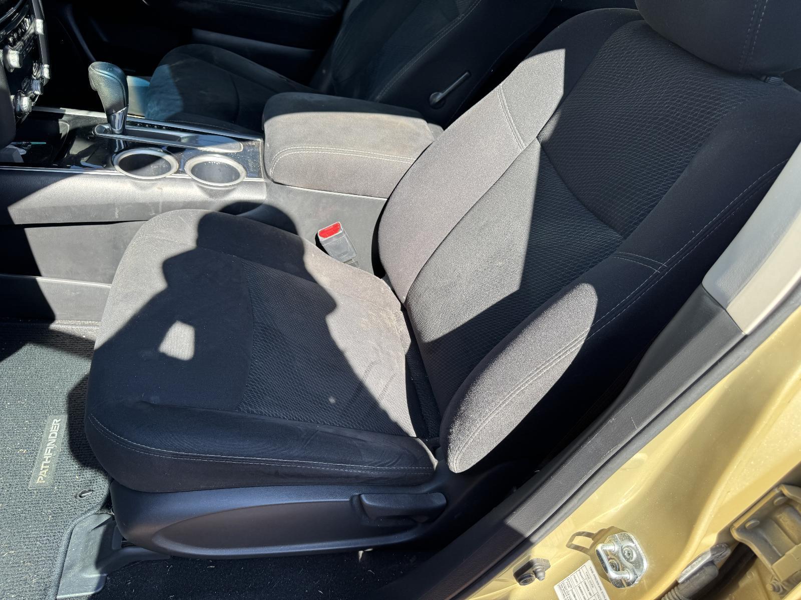 View Auto part Front Seat NISSAN PATHFINDER 2014