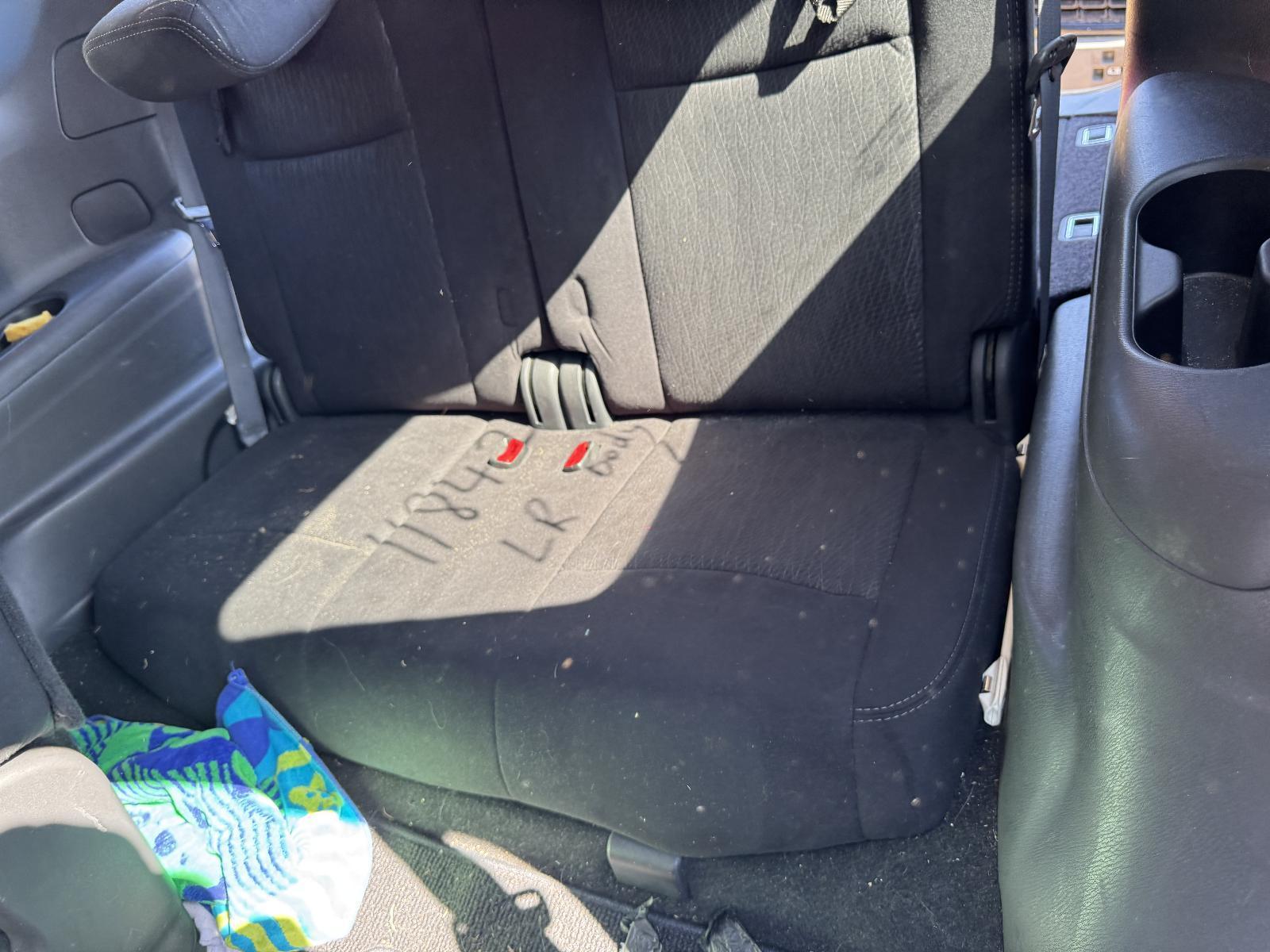 View Auto part 3rd Seat NISSAN PATHFINDER 2014