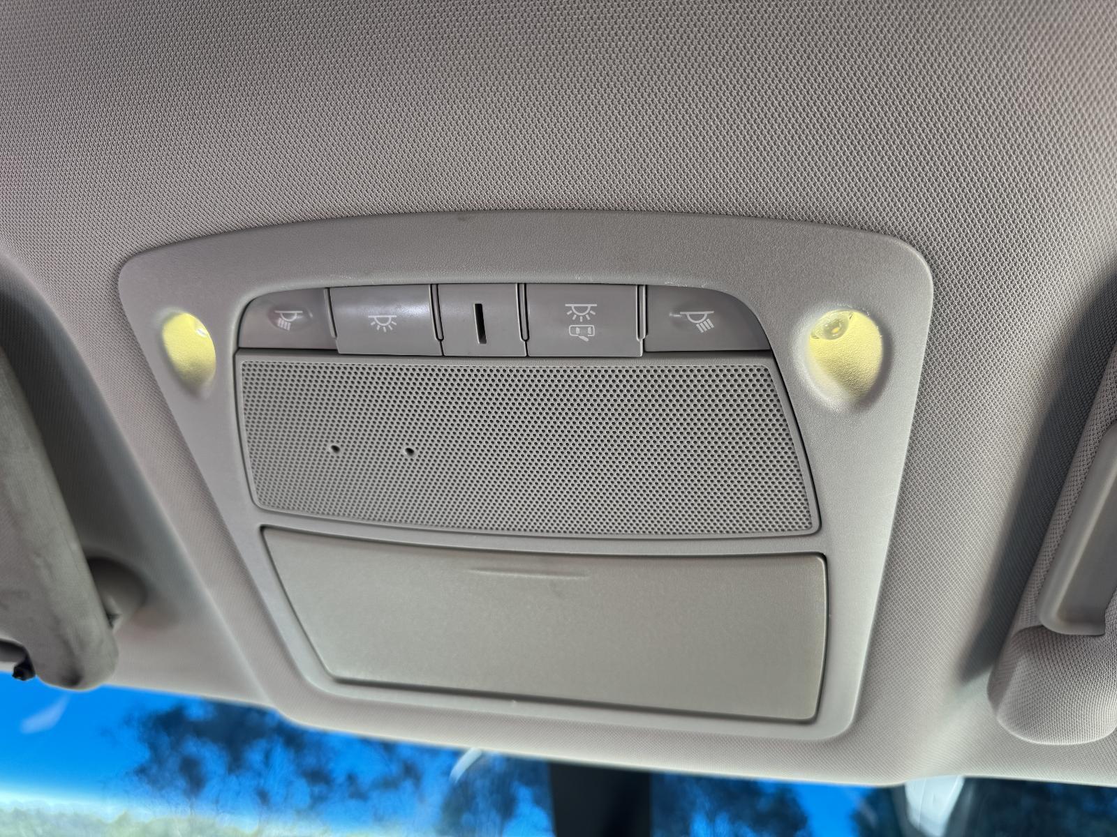 View Auto part Courtesy Light NISSAN PATHFINDER 2014