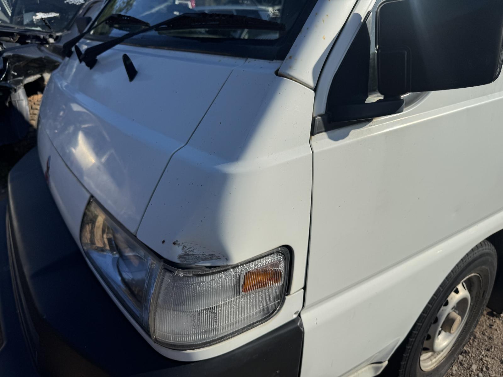 View Auto part Left Guard MITSUBISHI L300 2009