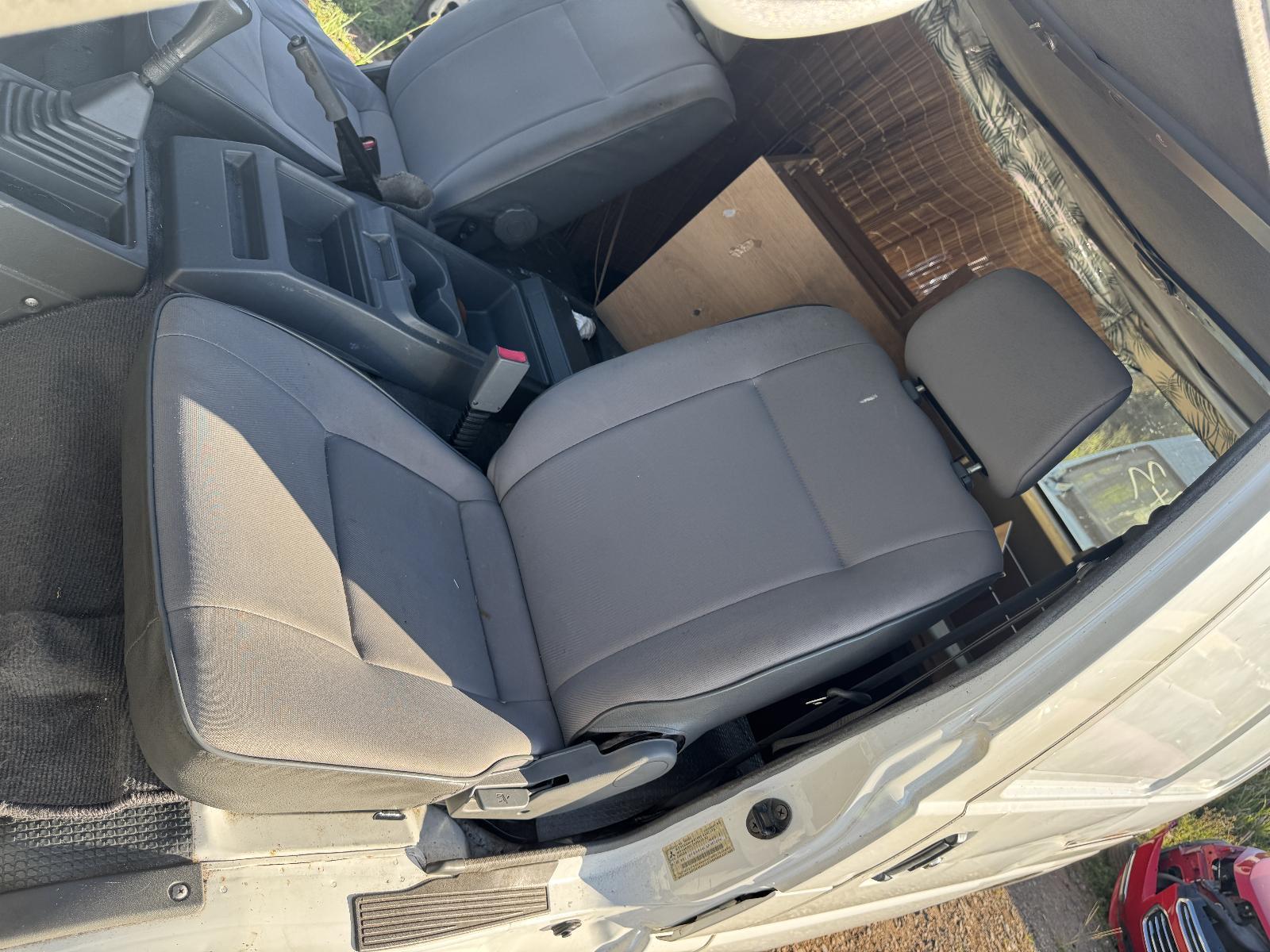 View Auto part Front Seat MITSUBISHI L300 2009