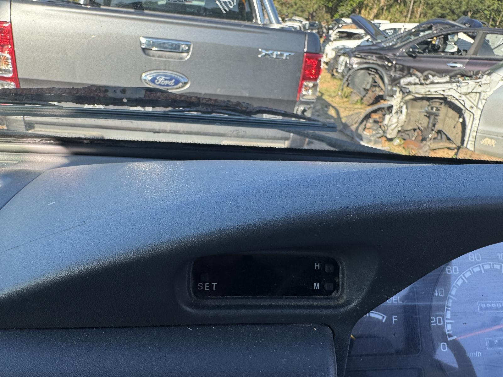 View Auto part Clock MITSUBISHI L300 2009