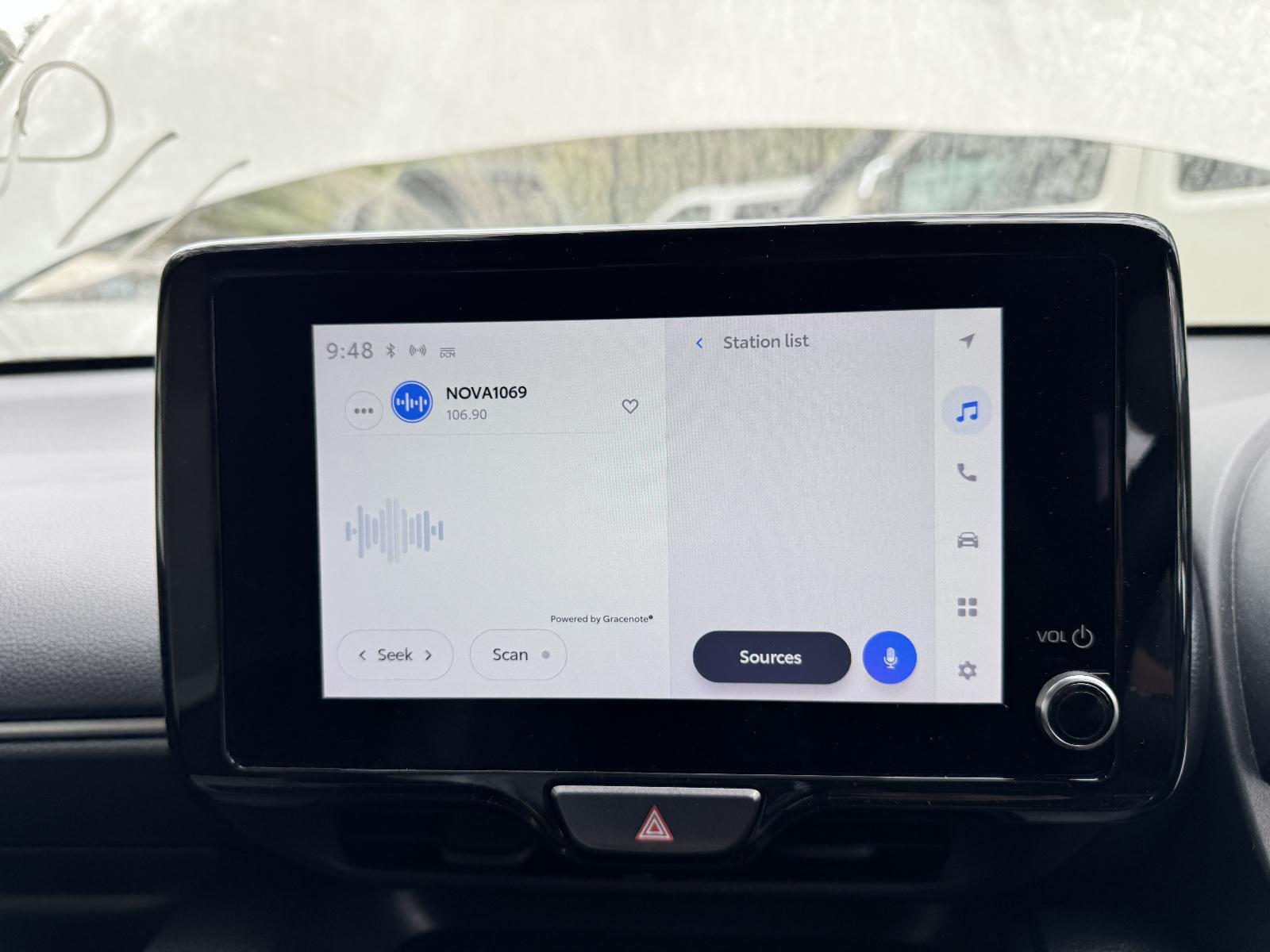 View Auto part Radio/Cd/Dvd/Sat/Tv TOYOTA YARIS 2024