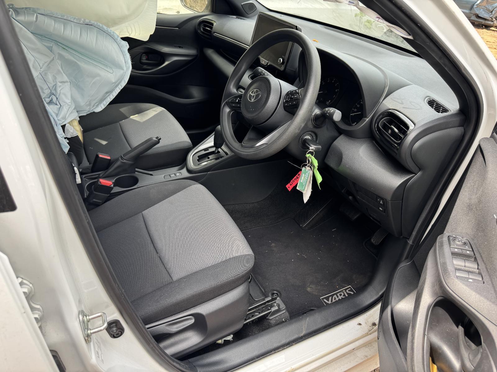 View Auto part Column TOYOTA YARIS 2024