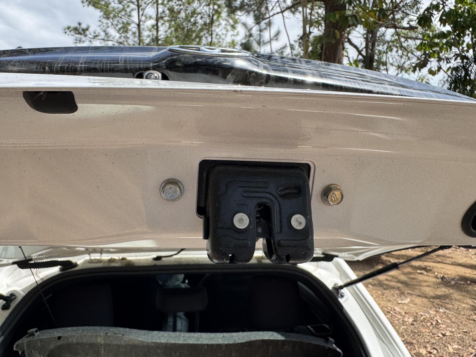 View Auto part Door/Boot/Gate Lock TOYOTA YARIS 2024