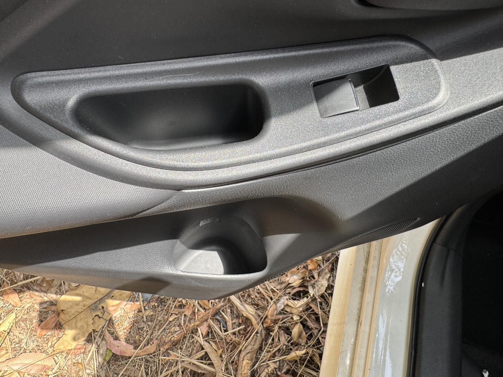 View Auto part Pwr Dr Wind Switch TOYOTA YARIS 2024