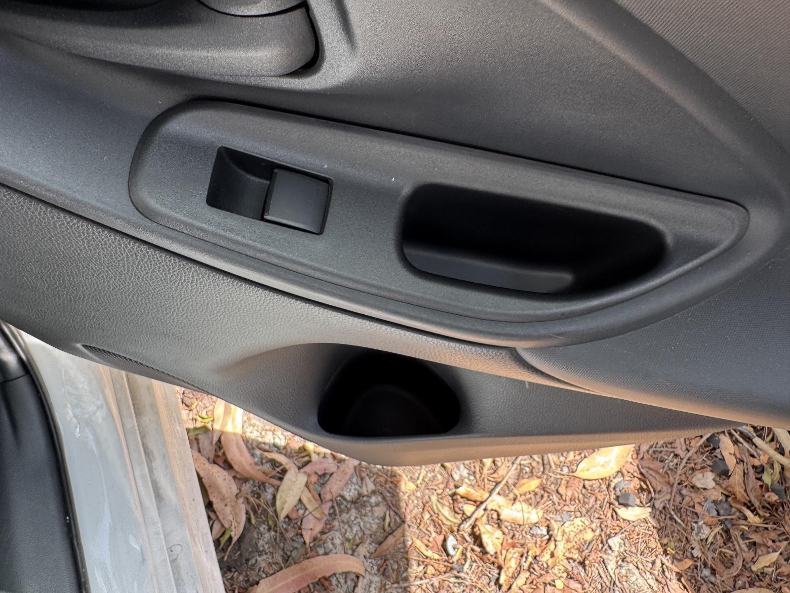 View Auto part Pwr Dr Wind Switch TOYOTA YARIS 2024