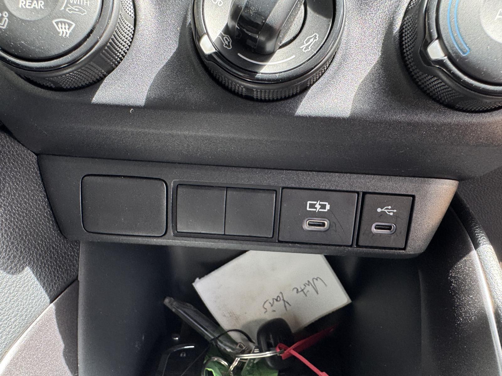 View Auto part Misc Switch/Relay TOYOTA YARIS 2024