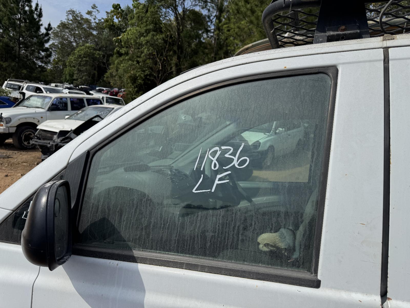 View Auto part Left Front Door Window MERCEDES VITO 2005