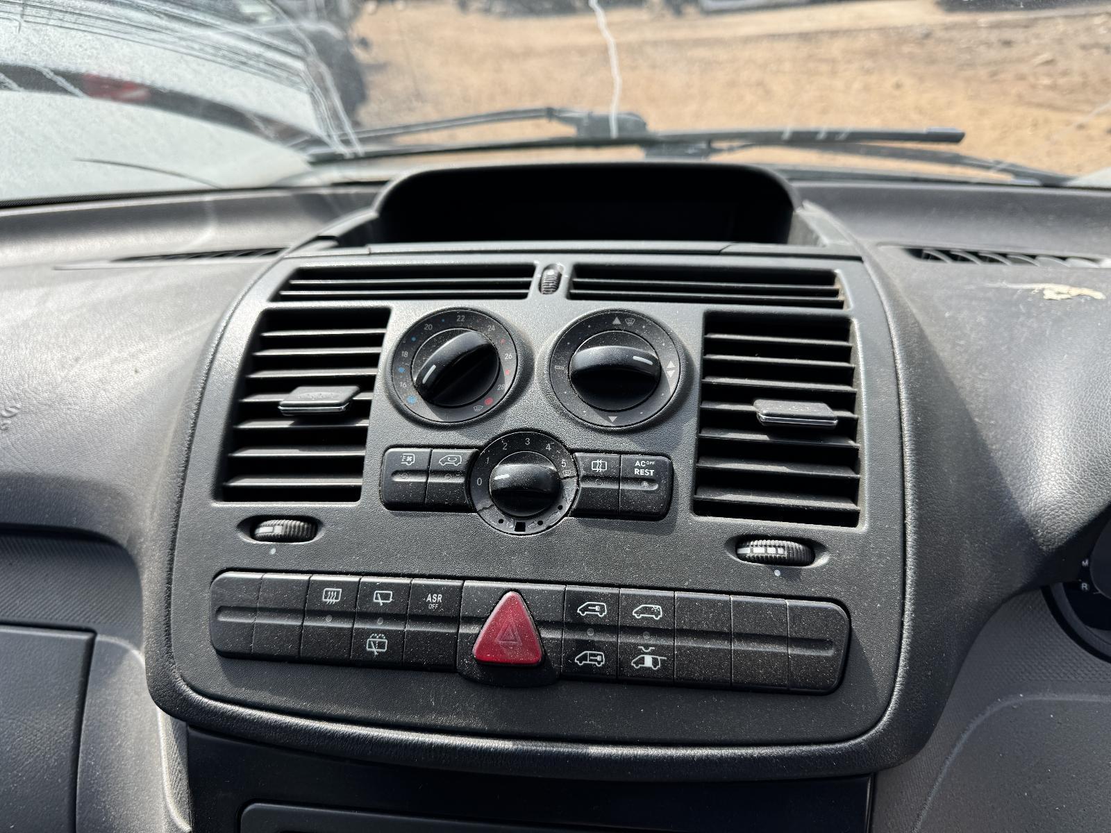 View Auto part Heater/Ac Controls MERCEDES VITO 2005