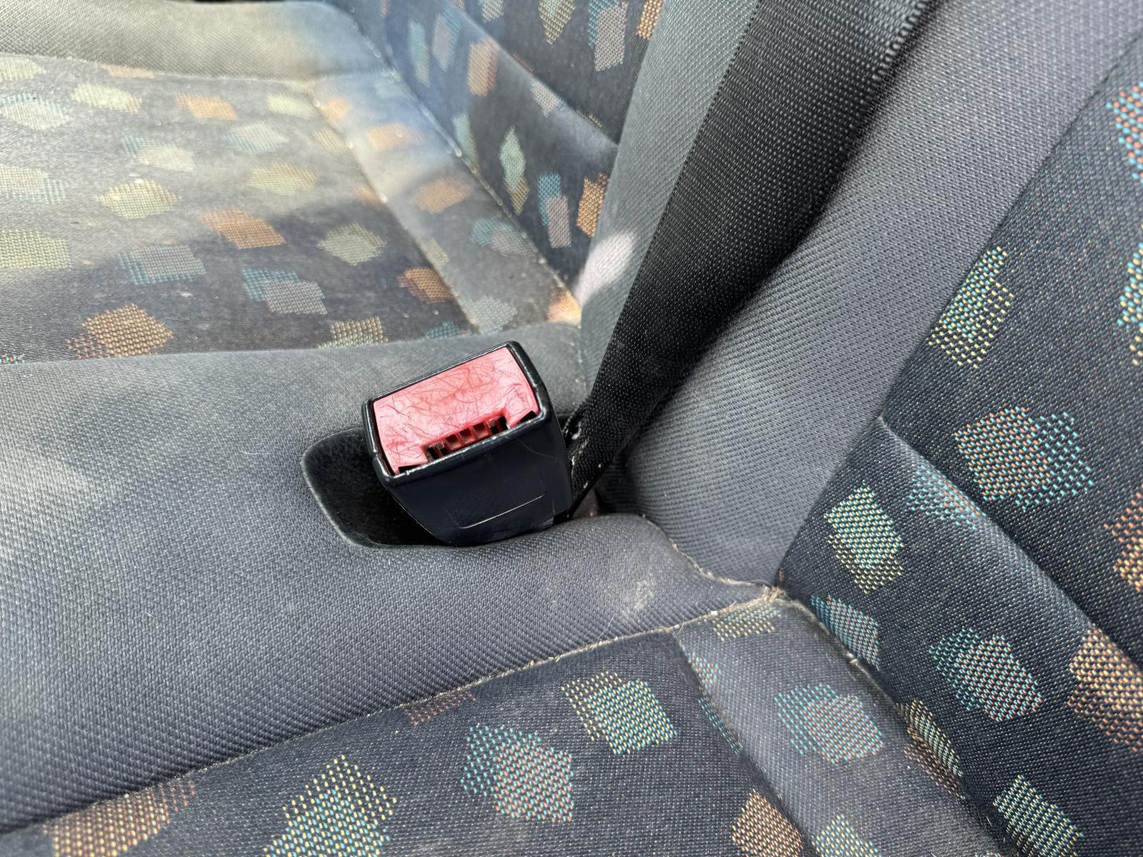 View Auto part Seatbelt/Stalk MERCEDES VITO 2005