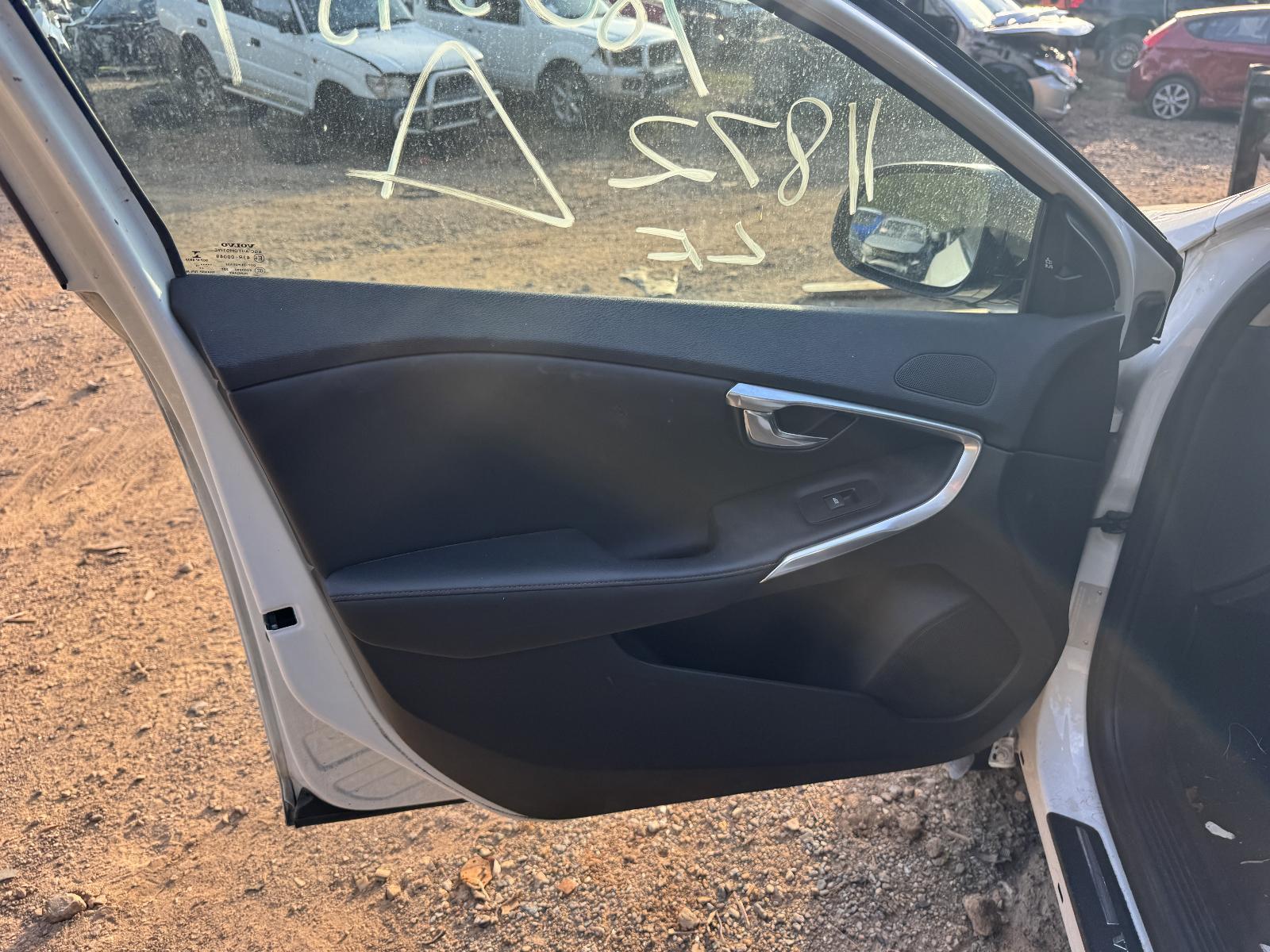 View Auto part Door Handle Volvo S40 2015