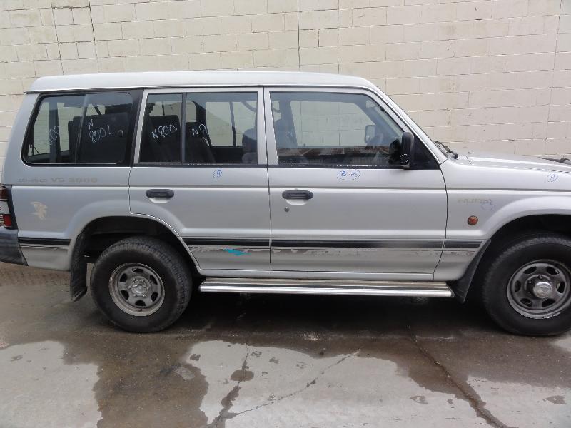 View MITSUBISHI PAJERO 1995   Breaking