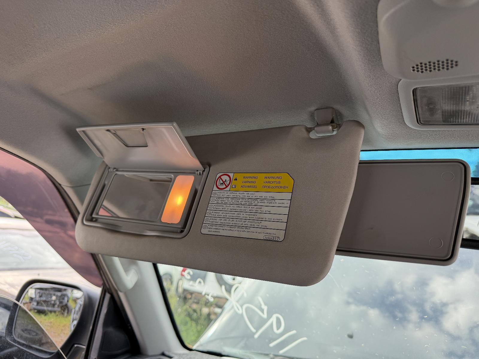 View Auto part Sunvisor Mitsubishi Pajero 2010