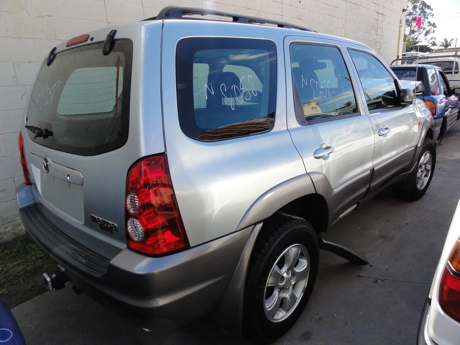 View MAZDA TRIBUTE 2004   Breaking