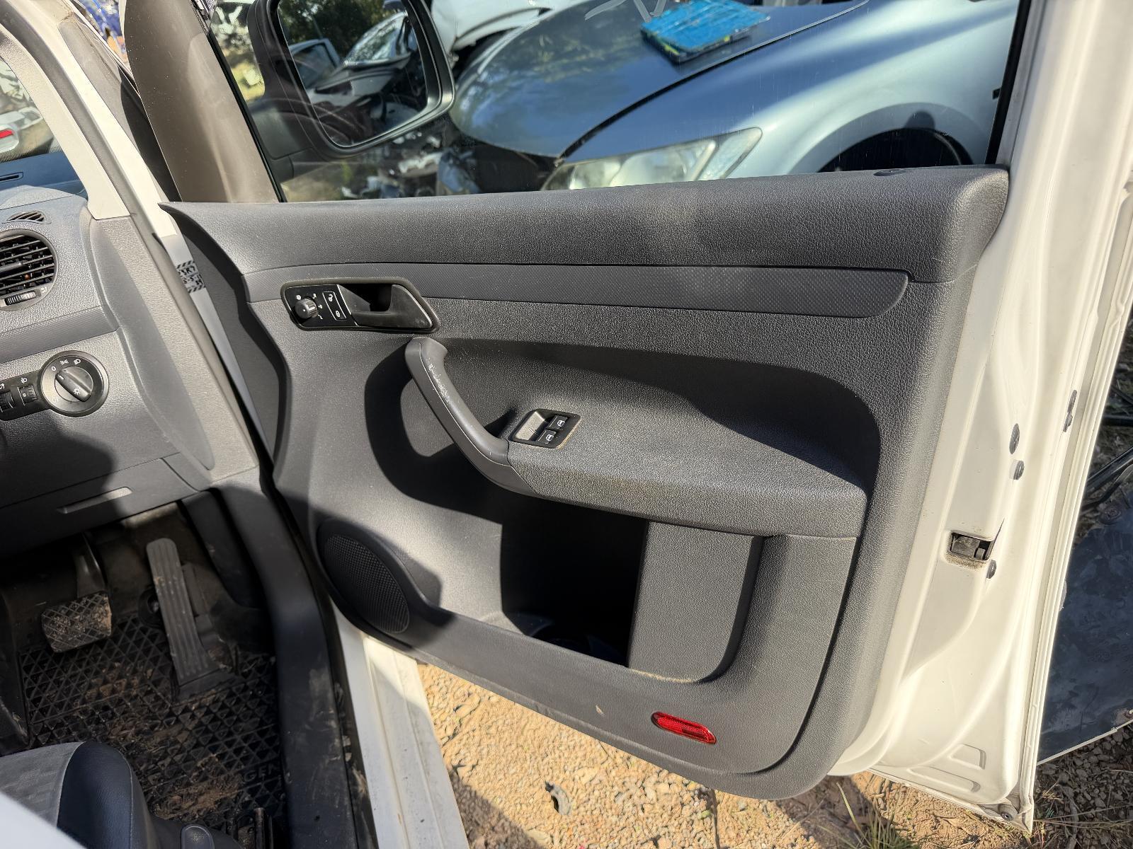 View Auto part Door Handle Volkswagen Caddy 2013