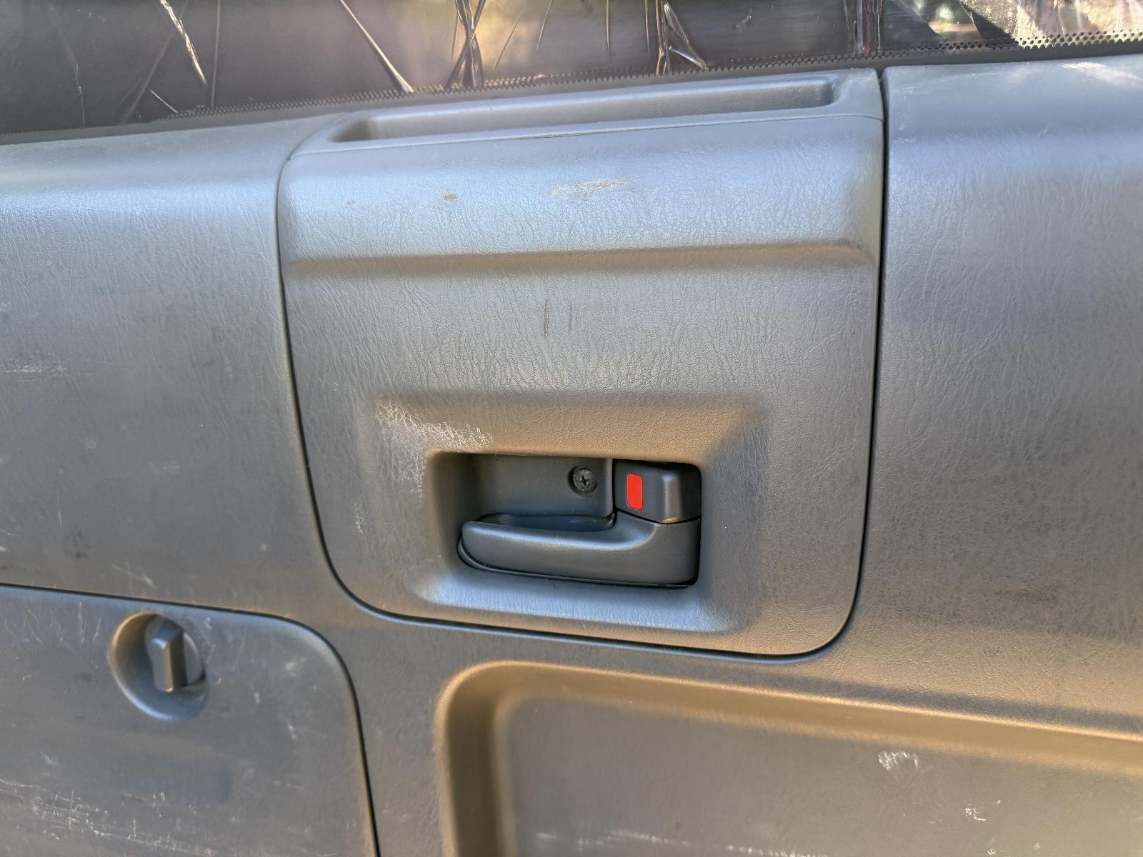View Auto part Door Handle Toyota Prado 2006