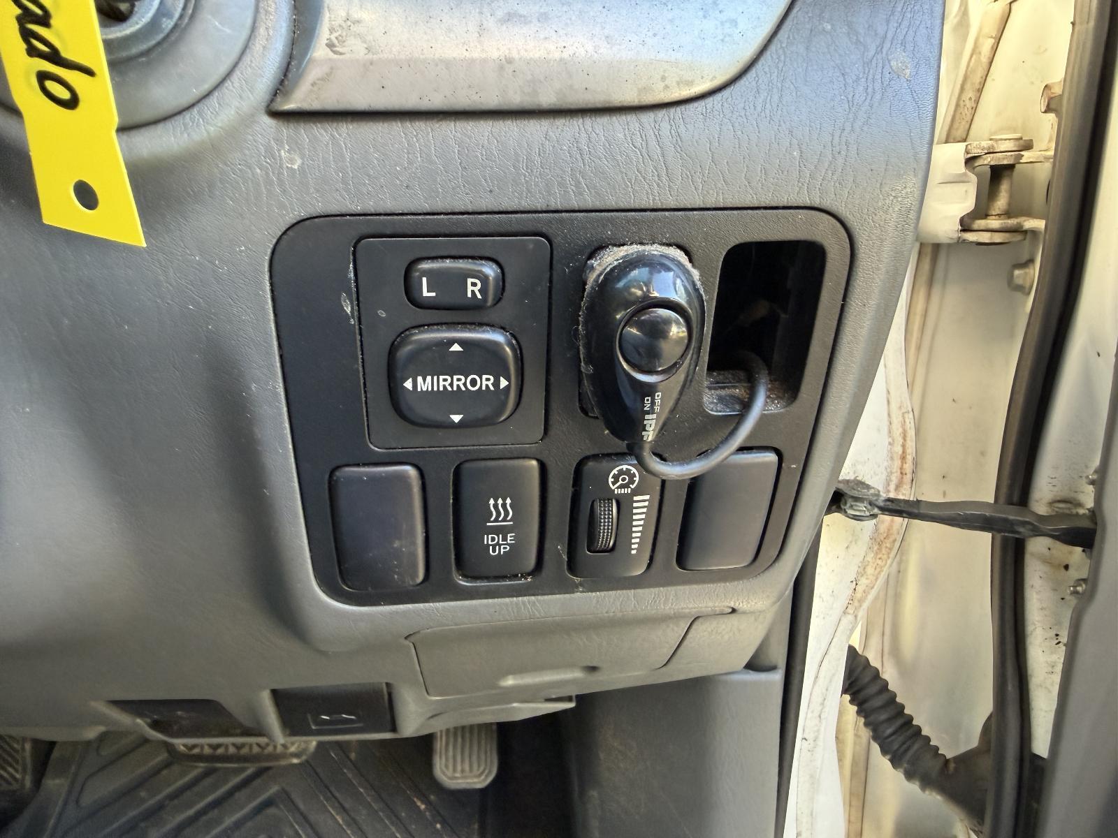 View Auto part Misc Switch/Relay Toyota Prado 2006
