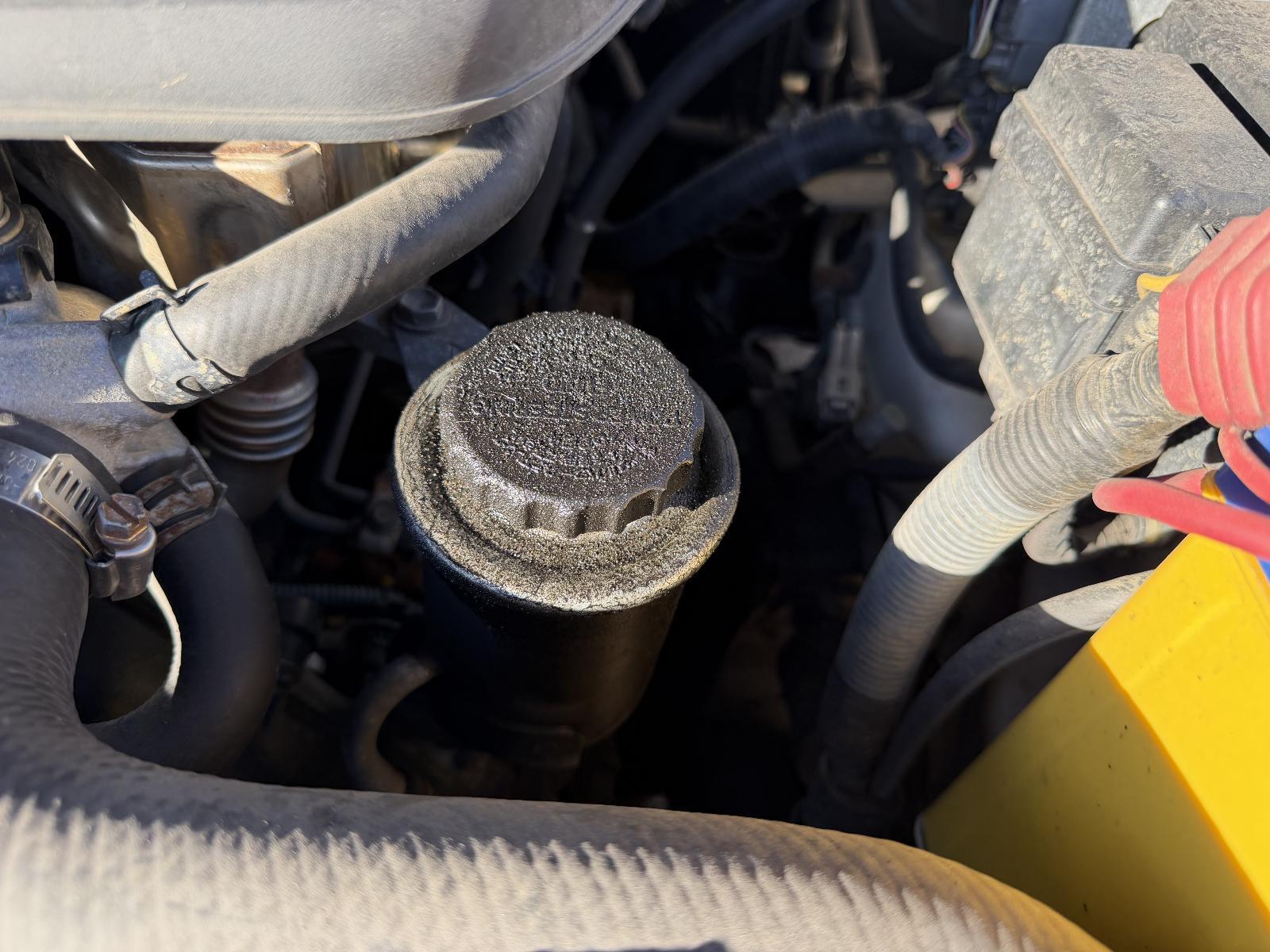 View Auto part P/S Reservoir Toyota Prado 2006