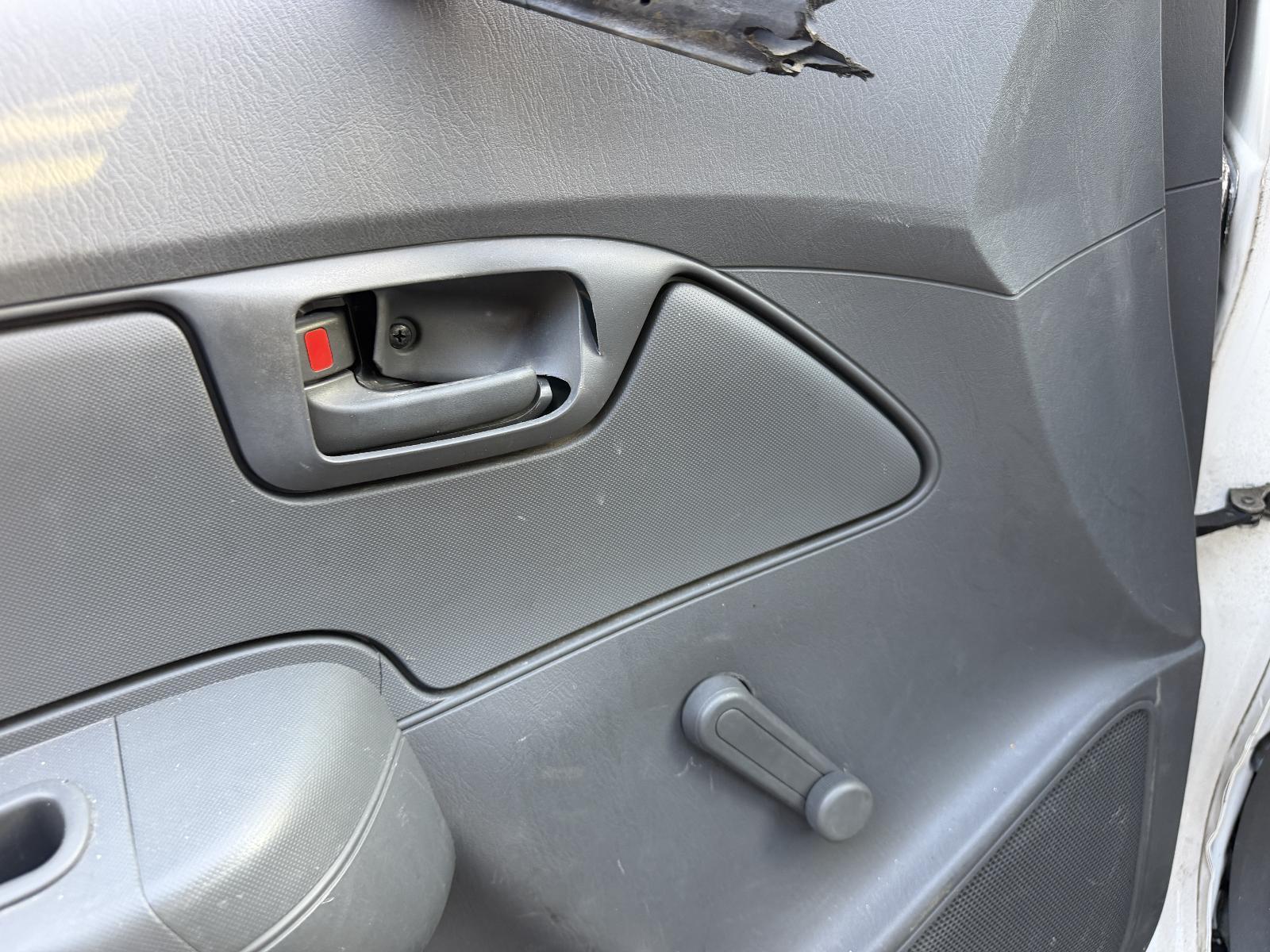 View Auto part Winder Handle Toyota Hilux 2013