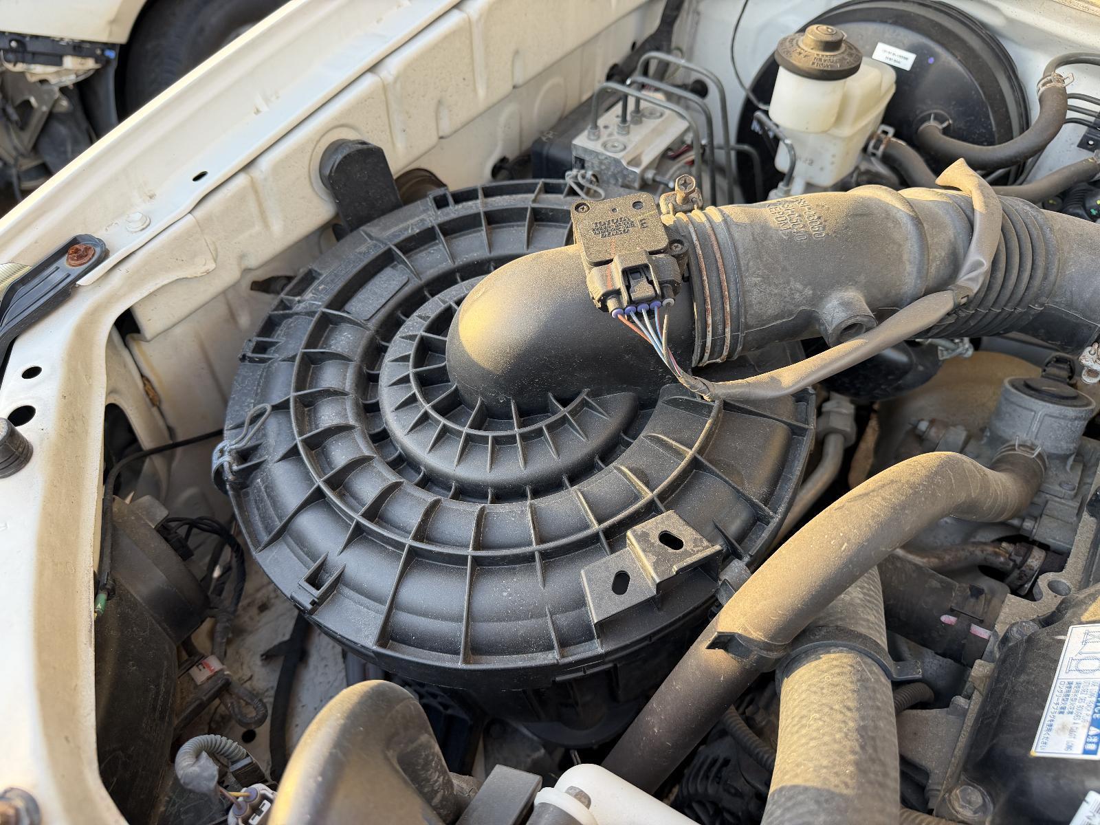 View Auto part Air Cleaner/Box Toyota Hilux 2013