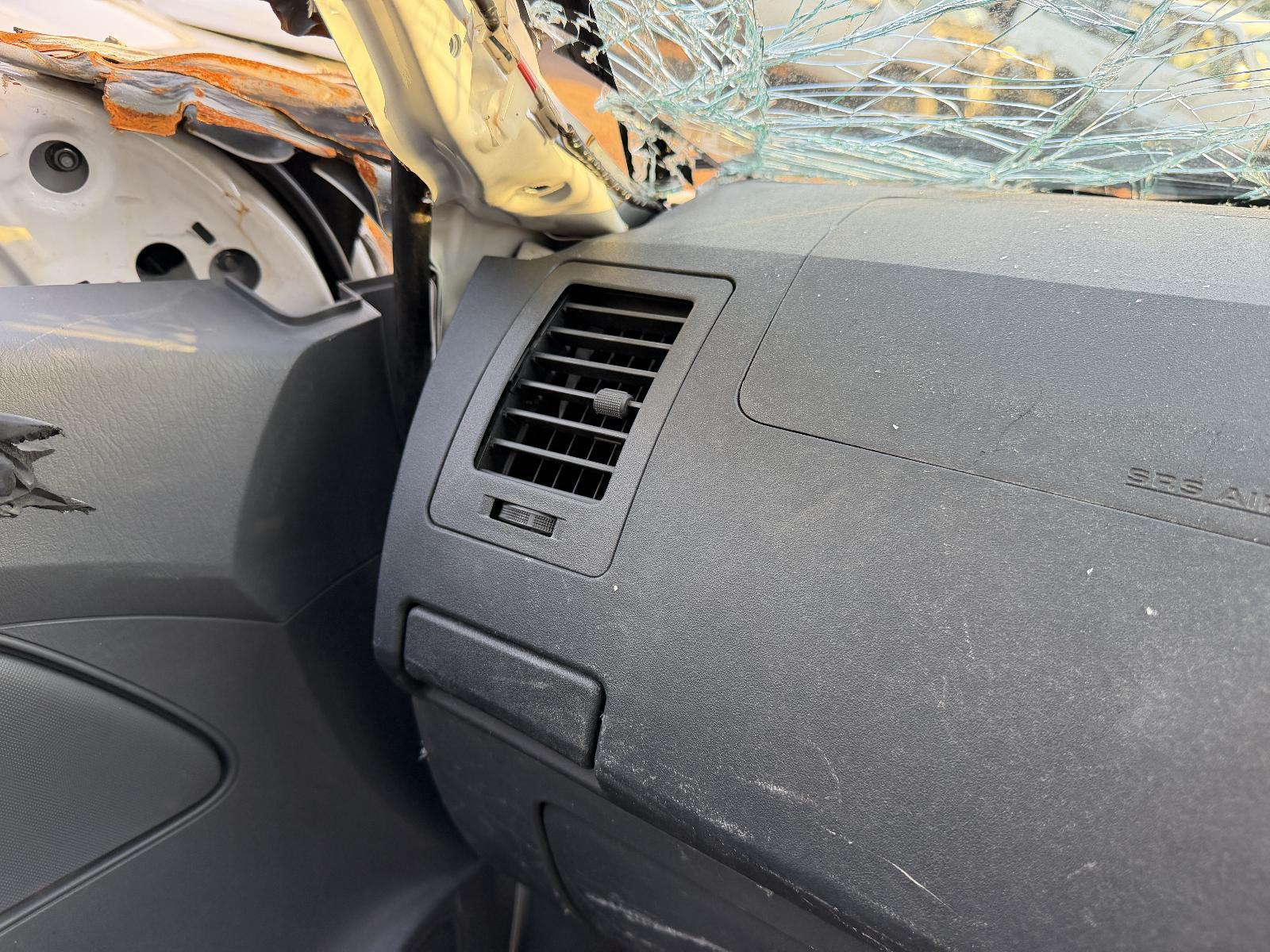View Auto part Misc Toyota Hilux 2013