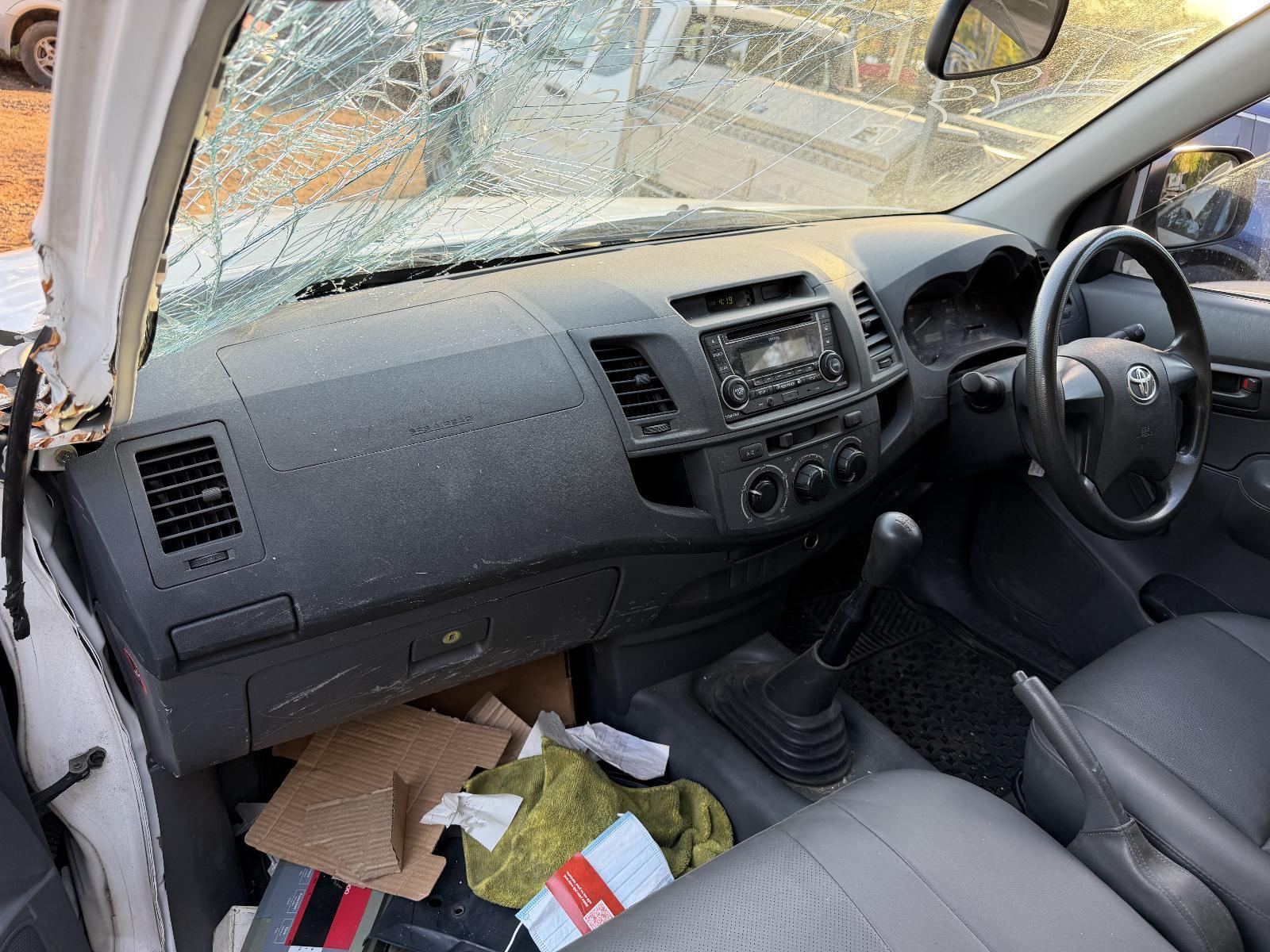 View Auto part Misc Toyota Hilux 2013