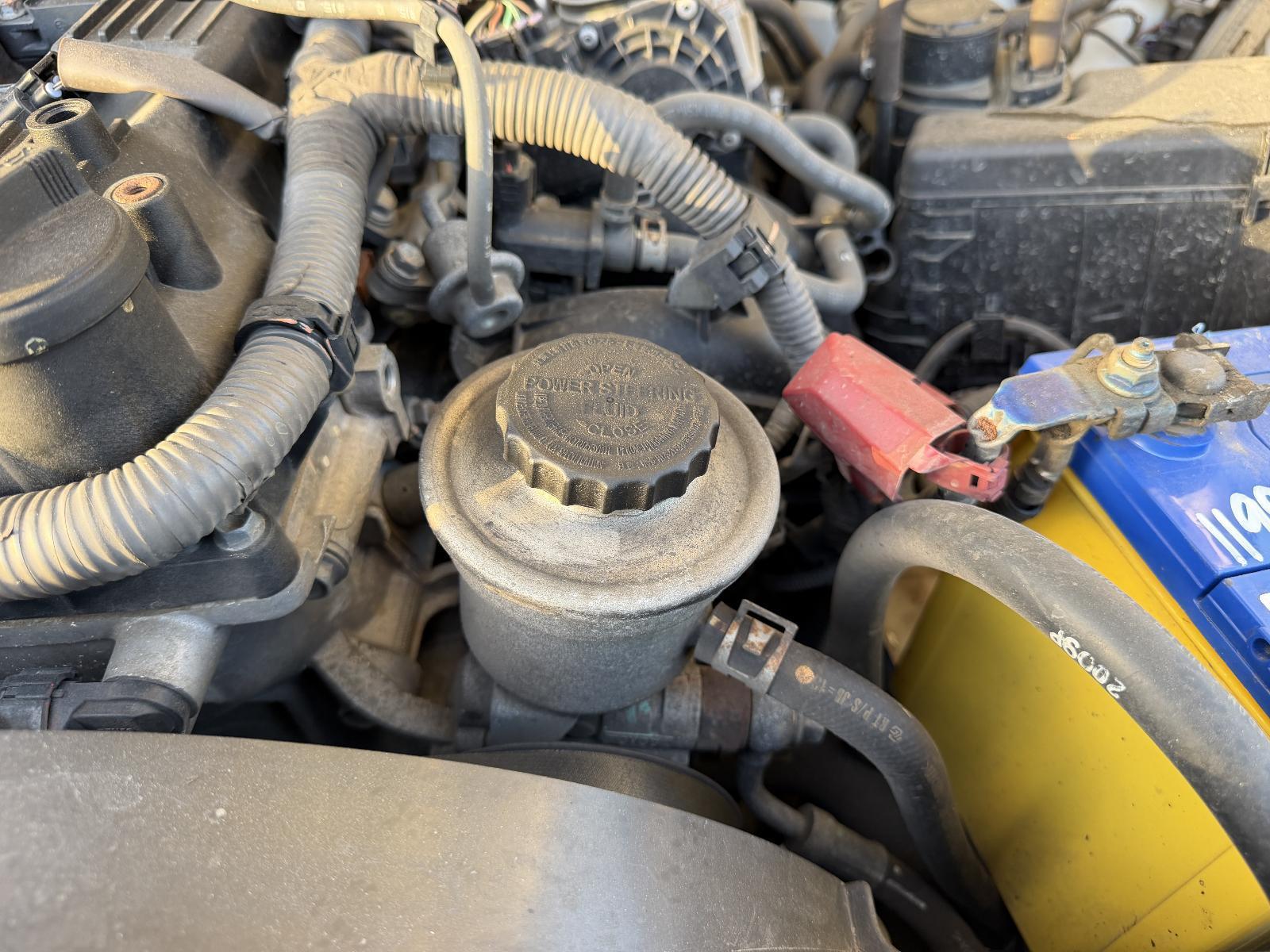View Auto part P/S Reservoir Toyota Hilux 2013