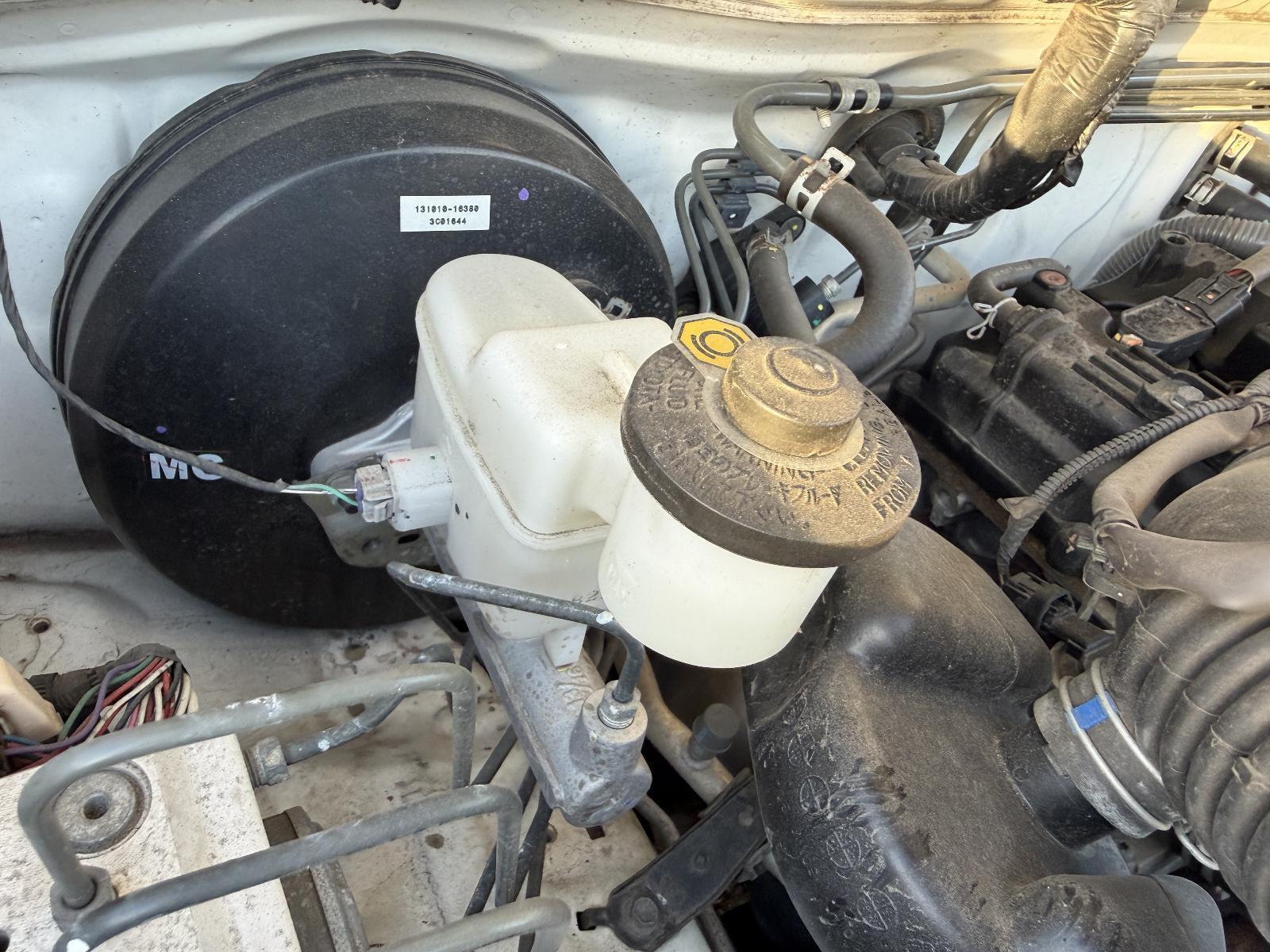 View Auto part Master Cylinder Toyota Hilux 2013