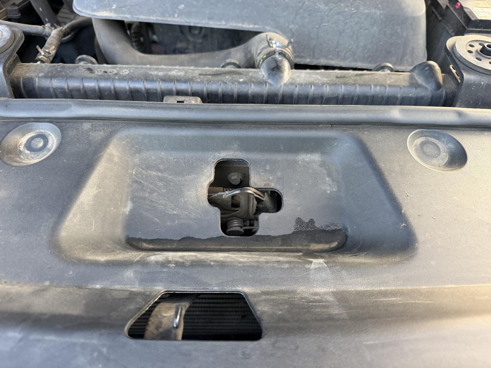 View Auto part Bonnet Lock/Support Ldv T60 2020
