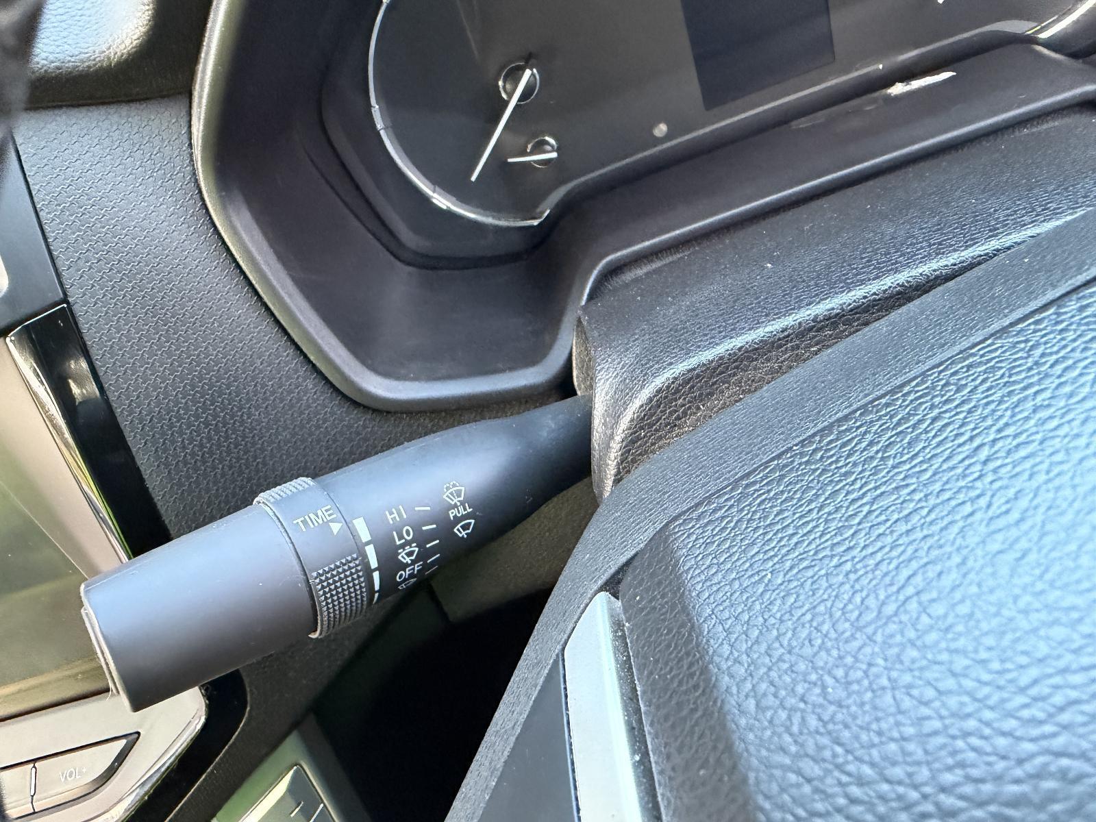 View Auto part Combination Switch Ldv T60 2020