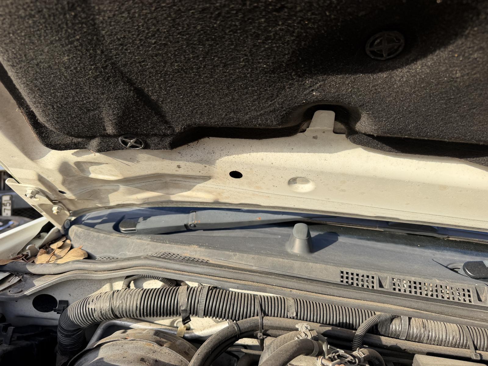 View Auto part Wiper Arm Nissan Pathfinder 2010