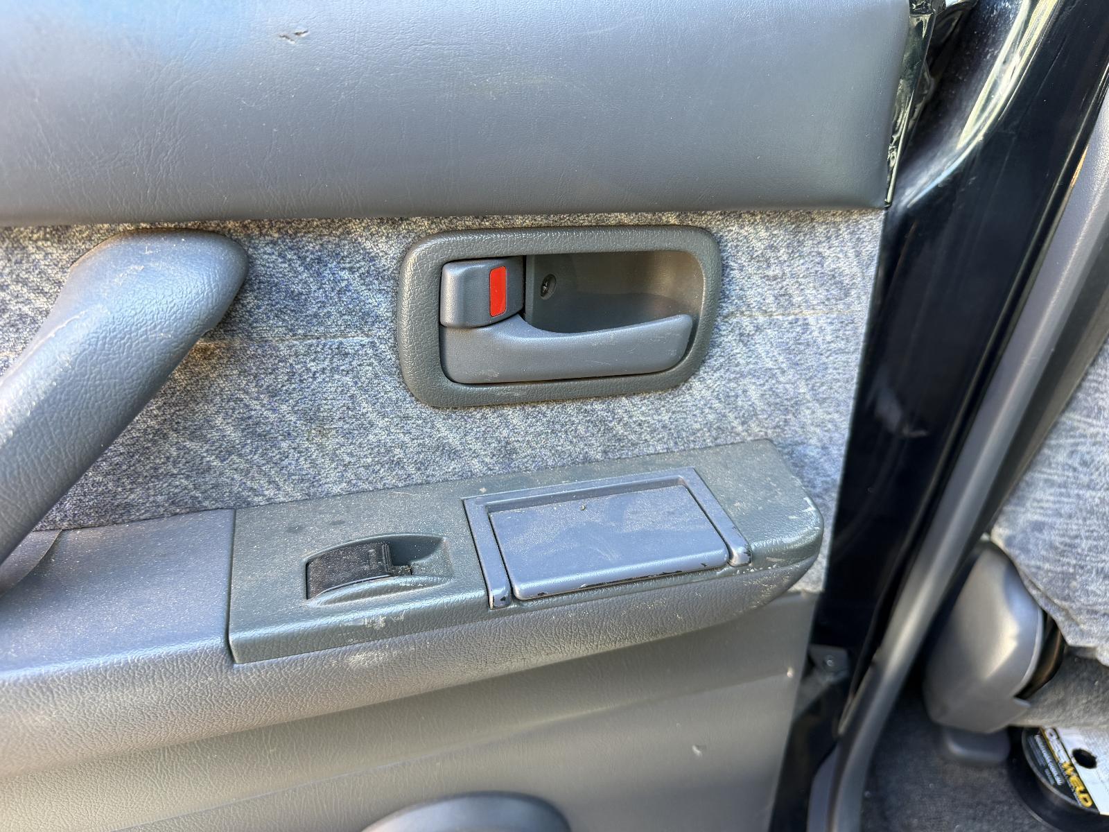 View Auto part Door Handle Toyota Landcruiser 1997