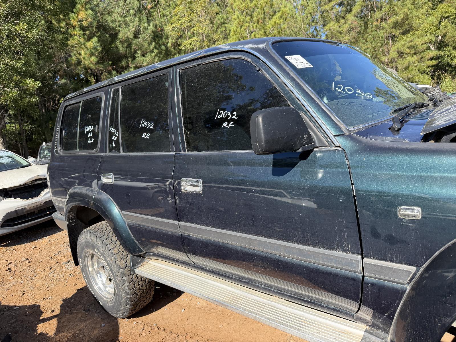 View Auto part Door Handle Toyota Landcruiser 1997