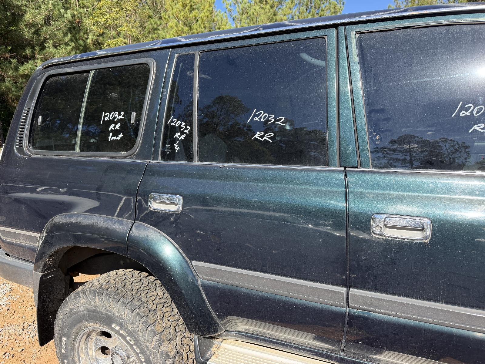View Auto part Door Handle Toyota Landcruiser 1997