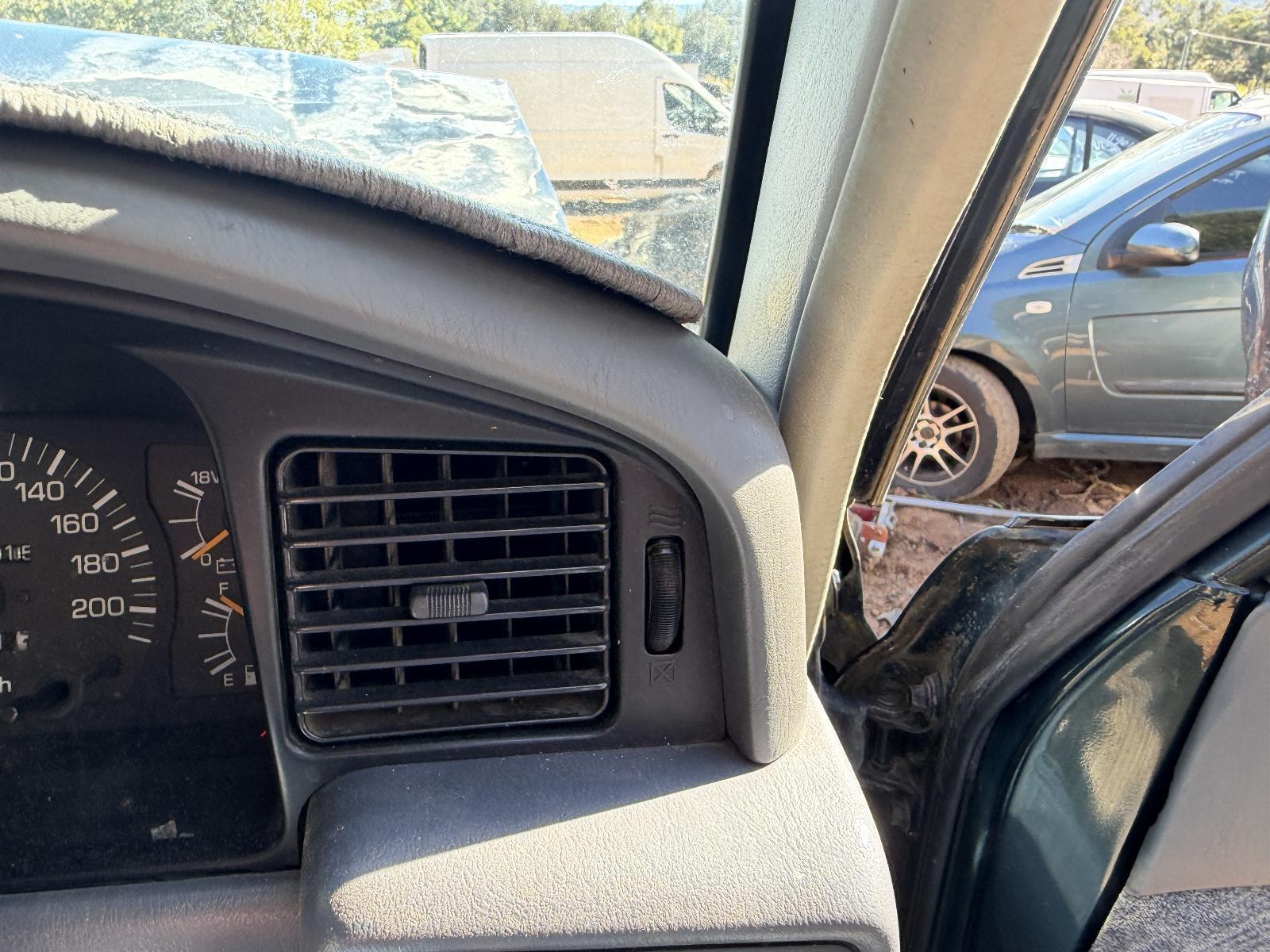View Auto part Misc Toyota Landcruiser 1997