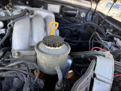 View Auto part P/S Reservoir Toyota Landcruiser 1997