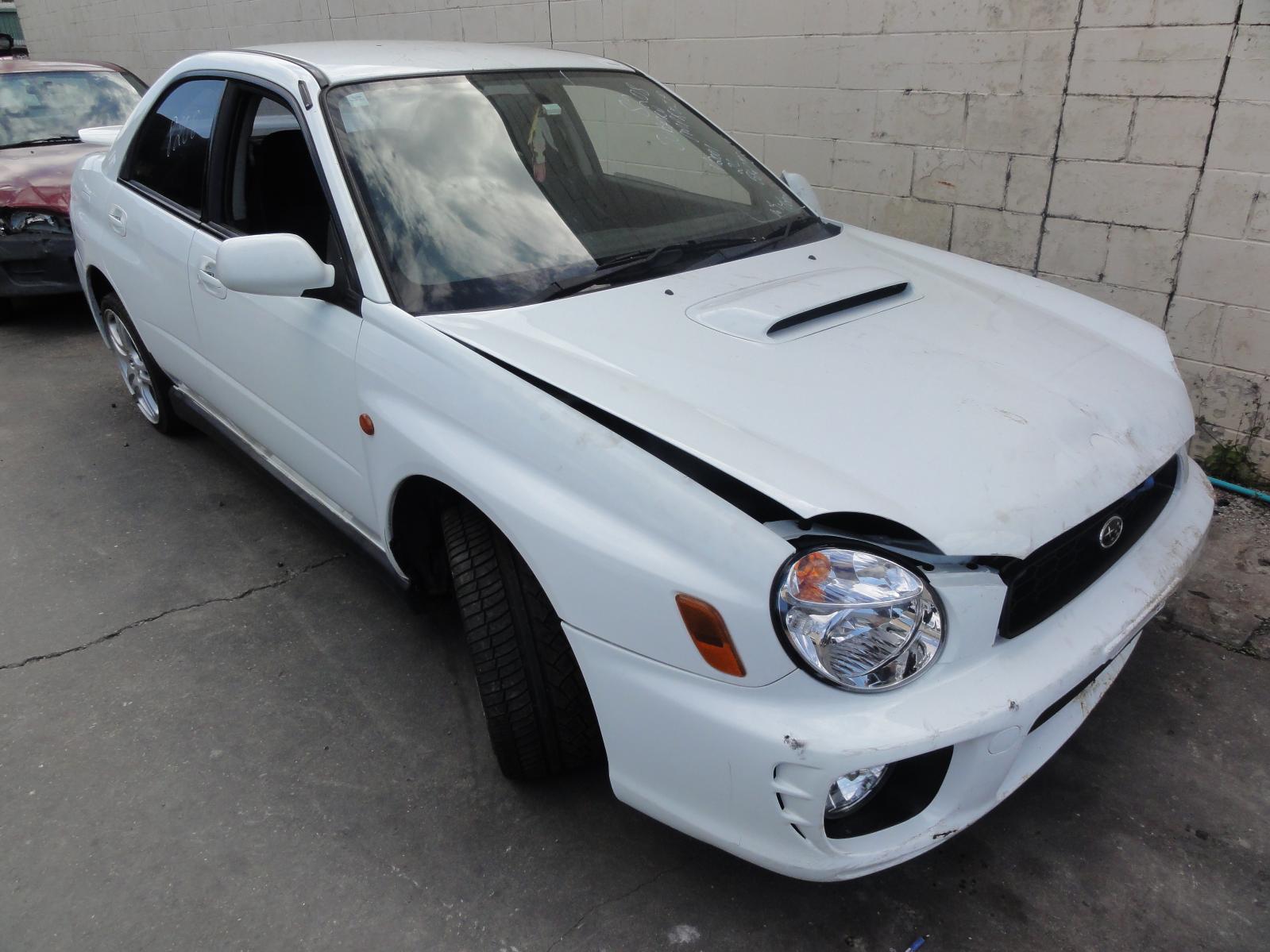 View SUBARU IMPREZA 2001   Breaking