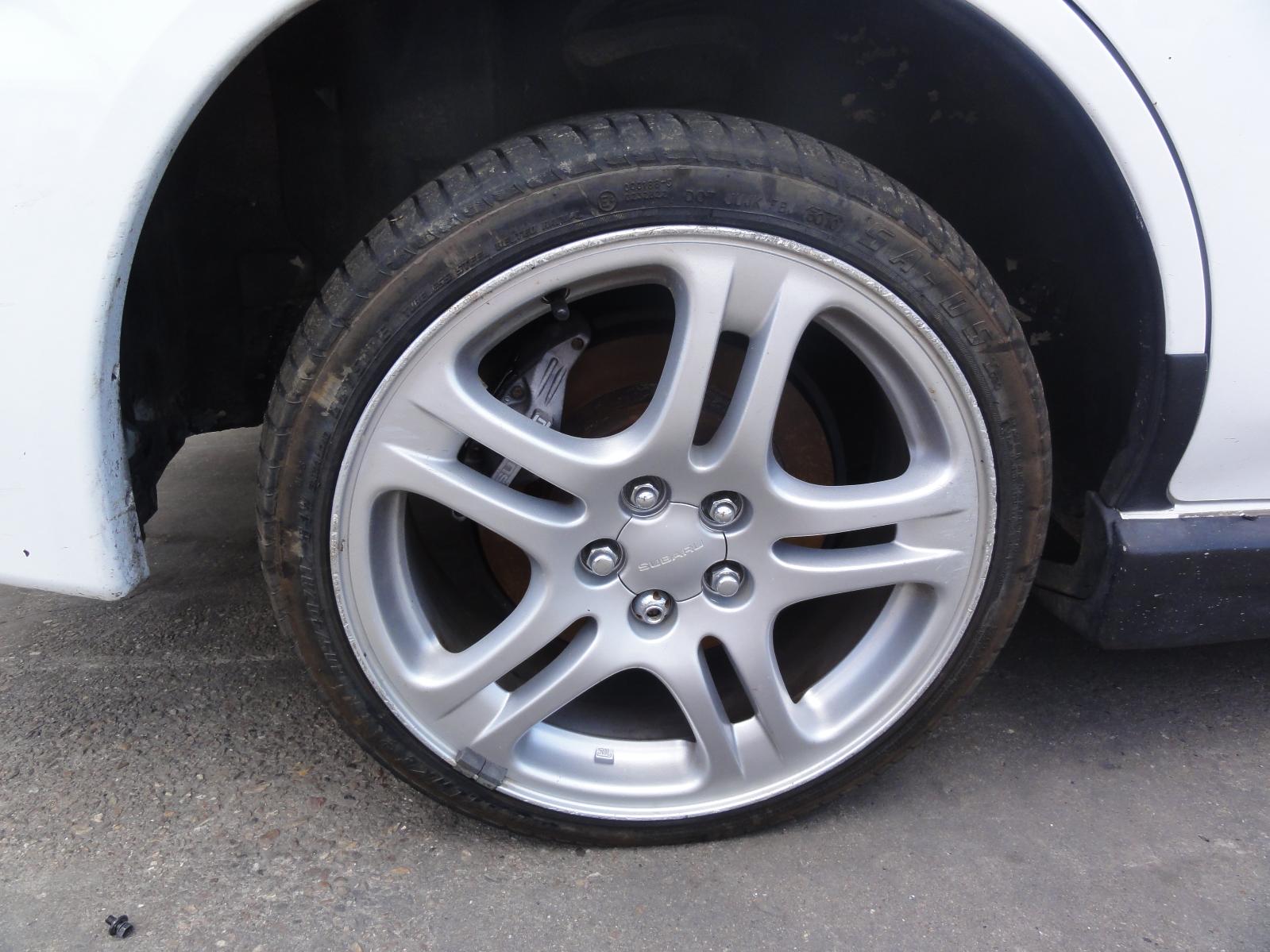 View SUBARU IMPREZA 2001   Breaking
