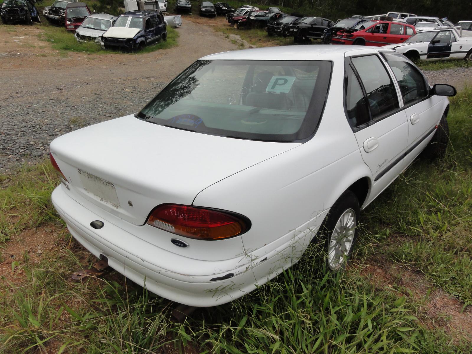 View FORD FALCON 1998   Breaking