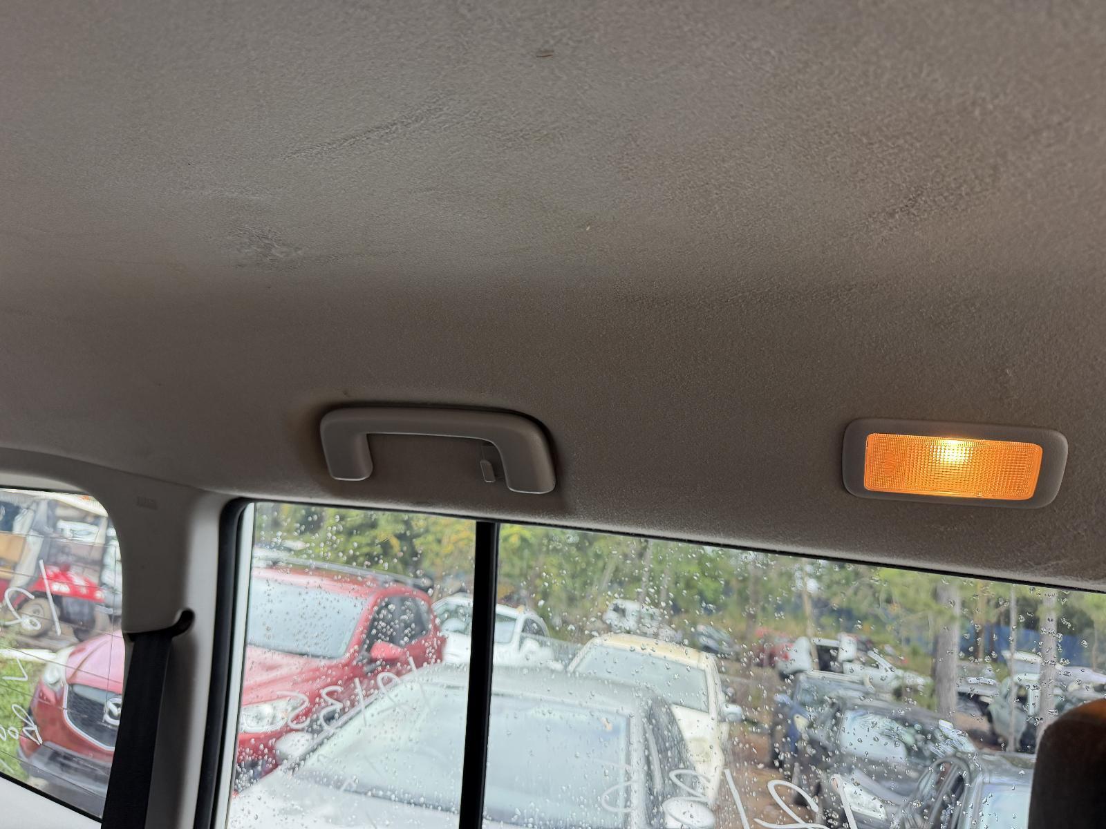 View Auto part Grab Handle Mitsubishi Pajero 2012