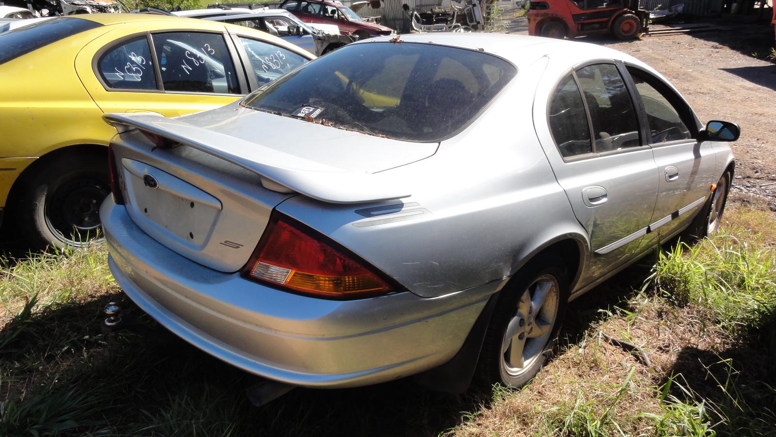 View FORD FALCON 1999   Breaking