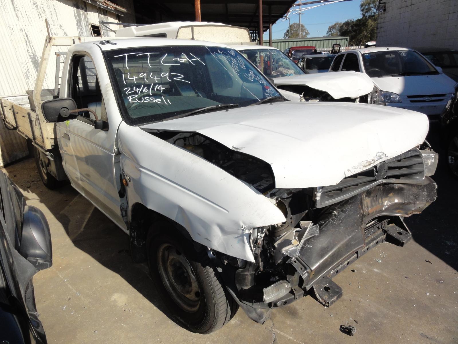 View MAZDA BRAVO 2002   Breaking