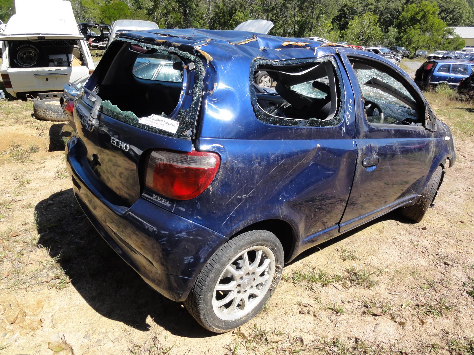 View TOYOTA ECHO 1999 3 Door Hatchback Breaking