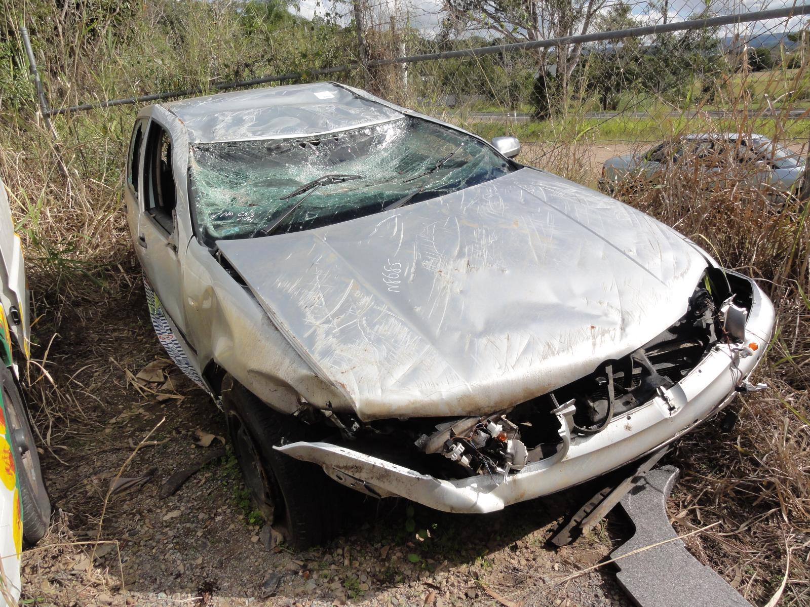 View VOLKSWAGEN GOLF 2002   Breaking