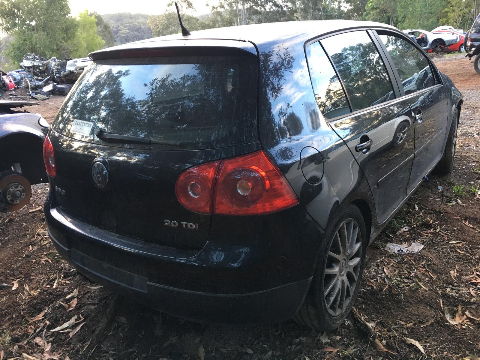 View Auto part Radiator Volkswagen Golf 2008