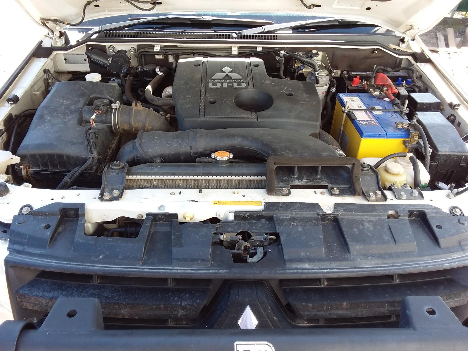 2011 Mitsubishi Pajero Pedal Assembly View Auto part Pedal Assembly Mitsubishi Pajero 2011