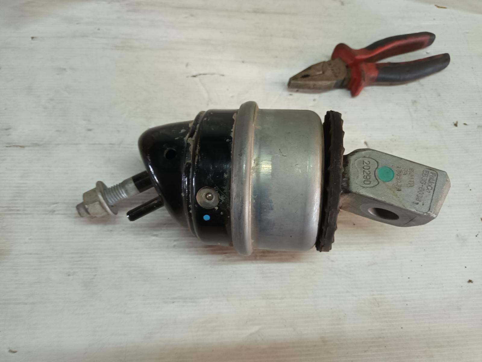 View Auto part Mount Ford Ranger 2017